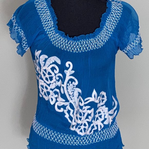 Lulumari Silk top - Picture 1 of 4